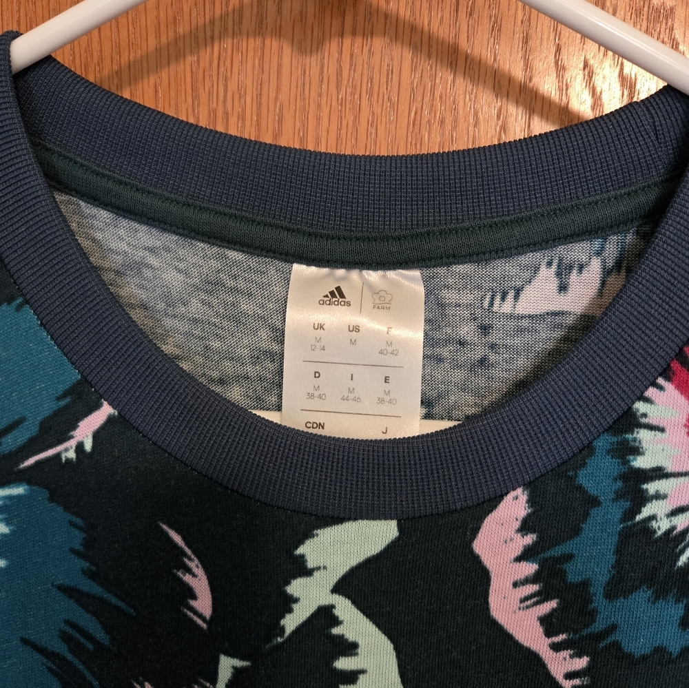Adidas Casual Dress - Picture 2 of 3